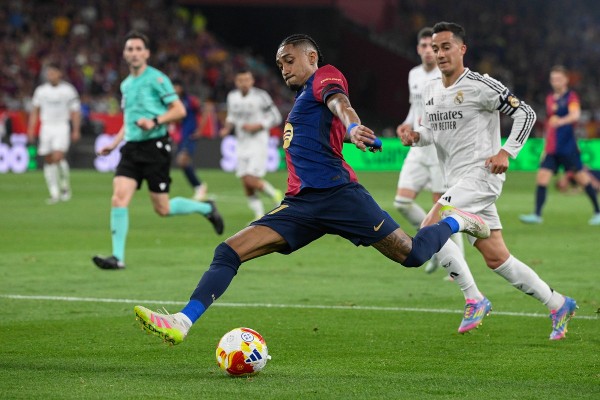 本赛季至今欧洲五大联赛抢断榜：帕利尼亚49次居首