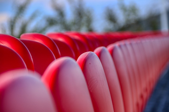 本世纪五大联赛参与百球最快TOP10：C罗70场第1，苏牙71场第2